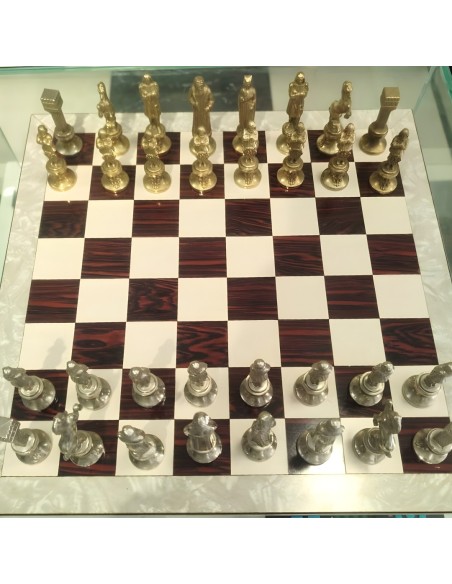 Ensemble d’échecs artisanal en métal et bois de palissandre