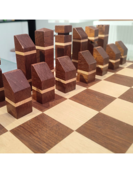 Pack échiquier et pièces en bois d’acajou et frêne naturel