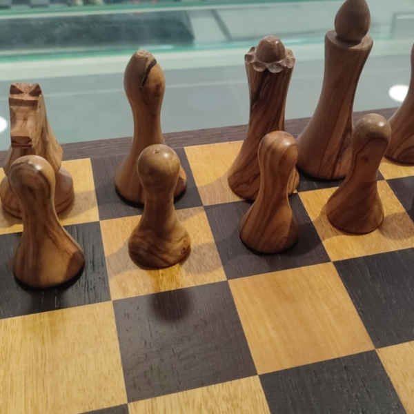 Pièces en bois d’olivier style africain