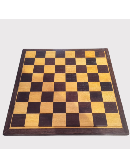 Échiquier en bois de padouk et wengé