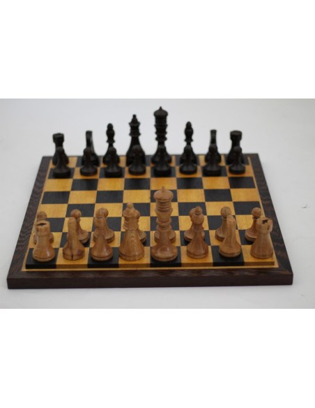 Échiquier en bois de padouk et wengé