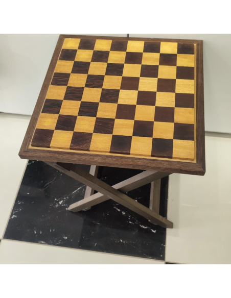 Pack Échiquier en bois de padouk et wengé avec table pliante + Pièces d’échecs en bois d’olivier style classique