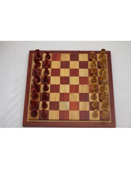 Ensemble d échecs en bois dur  Padouk + movingui Ensemble d échecs en bois dur  Padouk + movingui