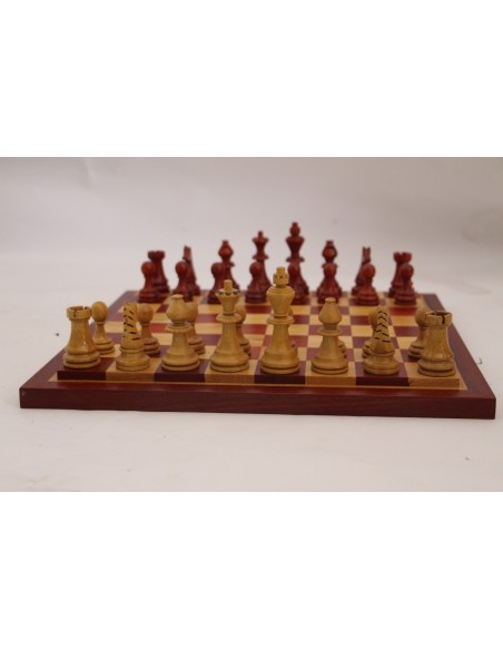 Ensemble d échecs en bois dur  Padouk + movingui Ensemble d échecs en bois dur  Padouk + movingui