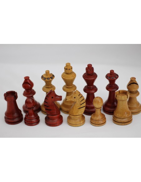 Ensemble d échecs en bois dur  Padouk + movingui Ensemble d échecs en bois dur  Padouk + movingui