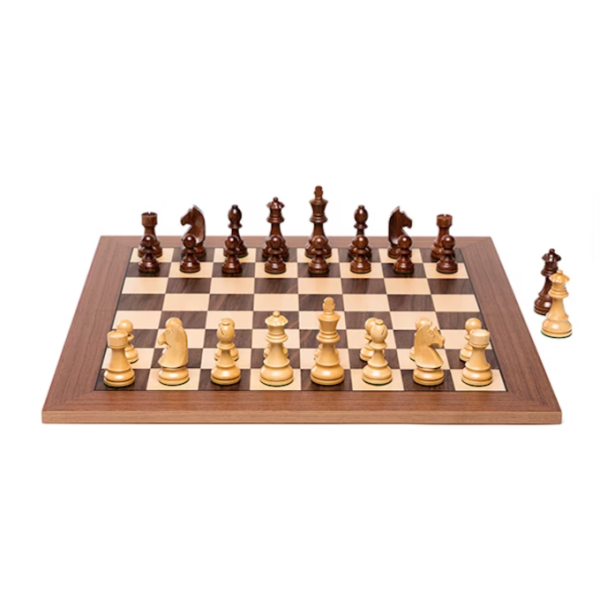 Pack Échiquier en noyer et Pièces d'échecs en bois intemporelles DGT